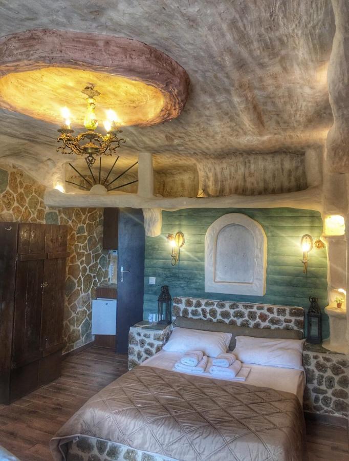 Anilia Guesthouse Synikia Mesi Trikalon Exterior foto