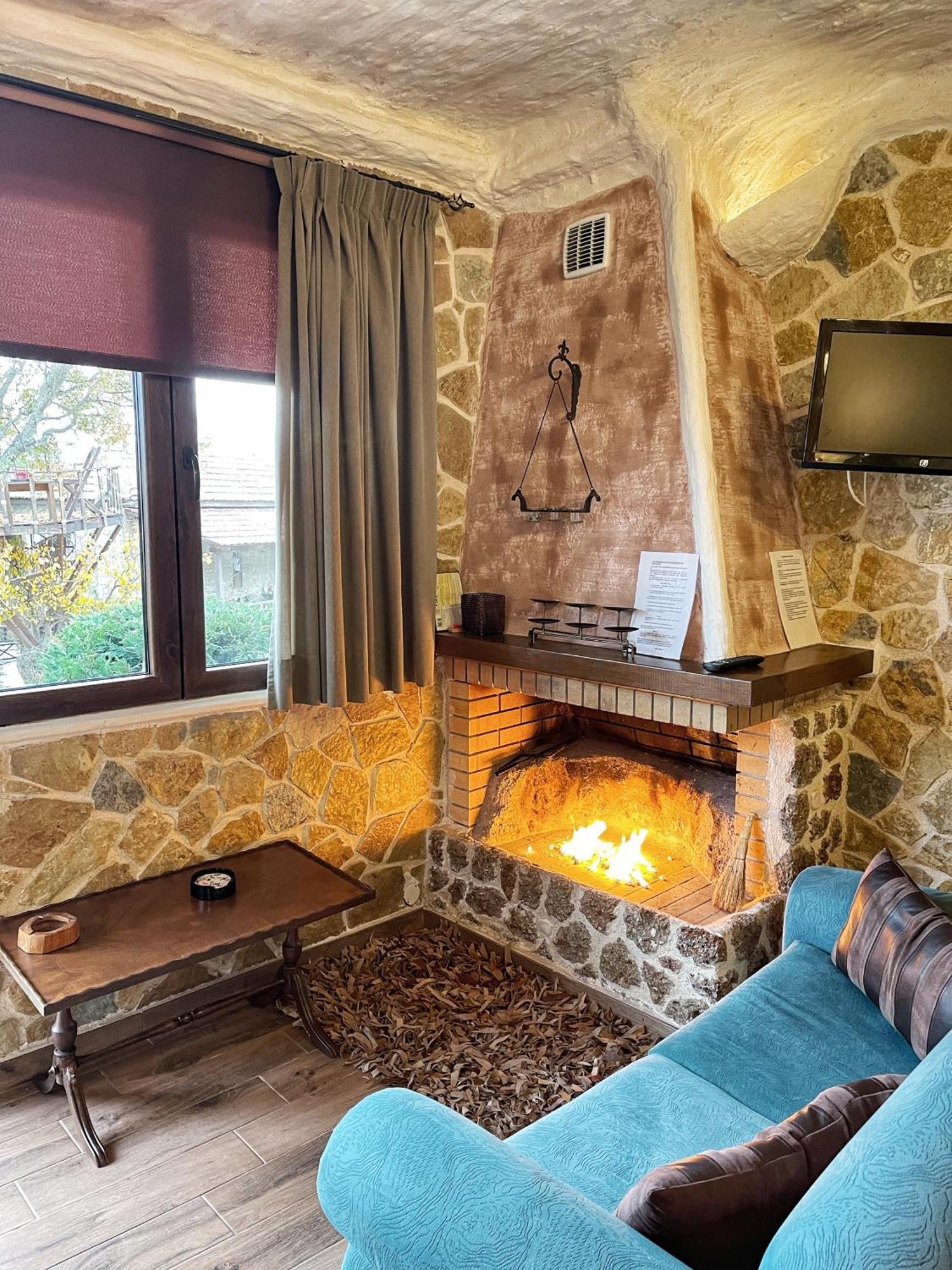 Anilia Guesthouse Synikia Mesi Trikalon Exterior foto