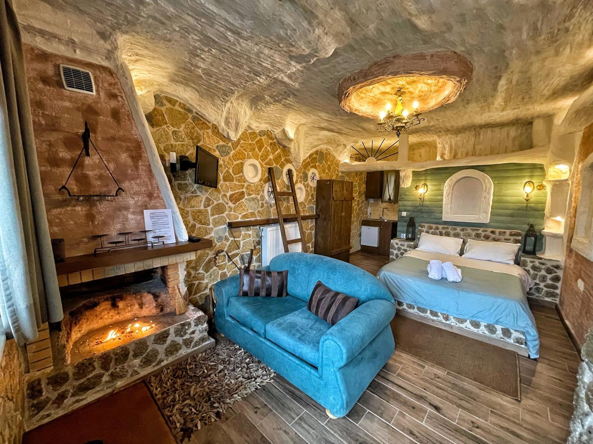 Anilia Guesthouse Synikia Mesi Trikalon Exterior foto