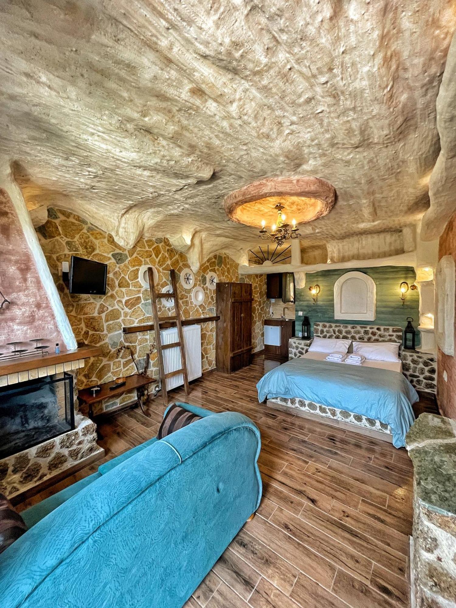 Anilia Guesthouse Synikia Mesi Trikalon Exterior foto