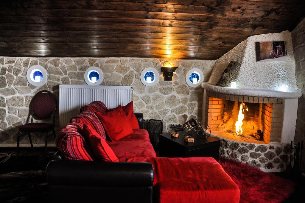 Anilia Guesthouse Synikia Mesi Trikalon Zimmer foto